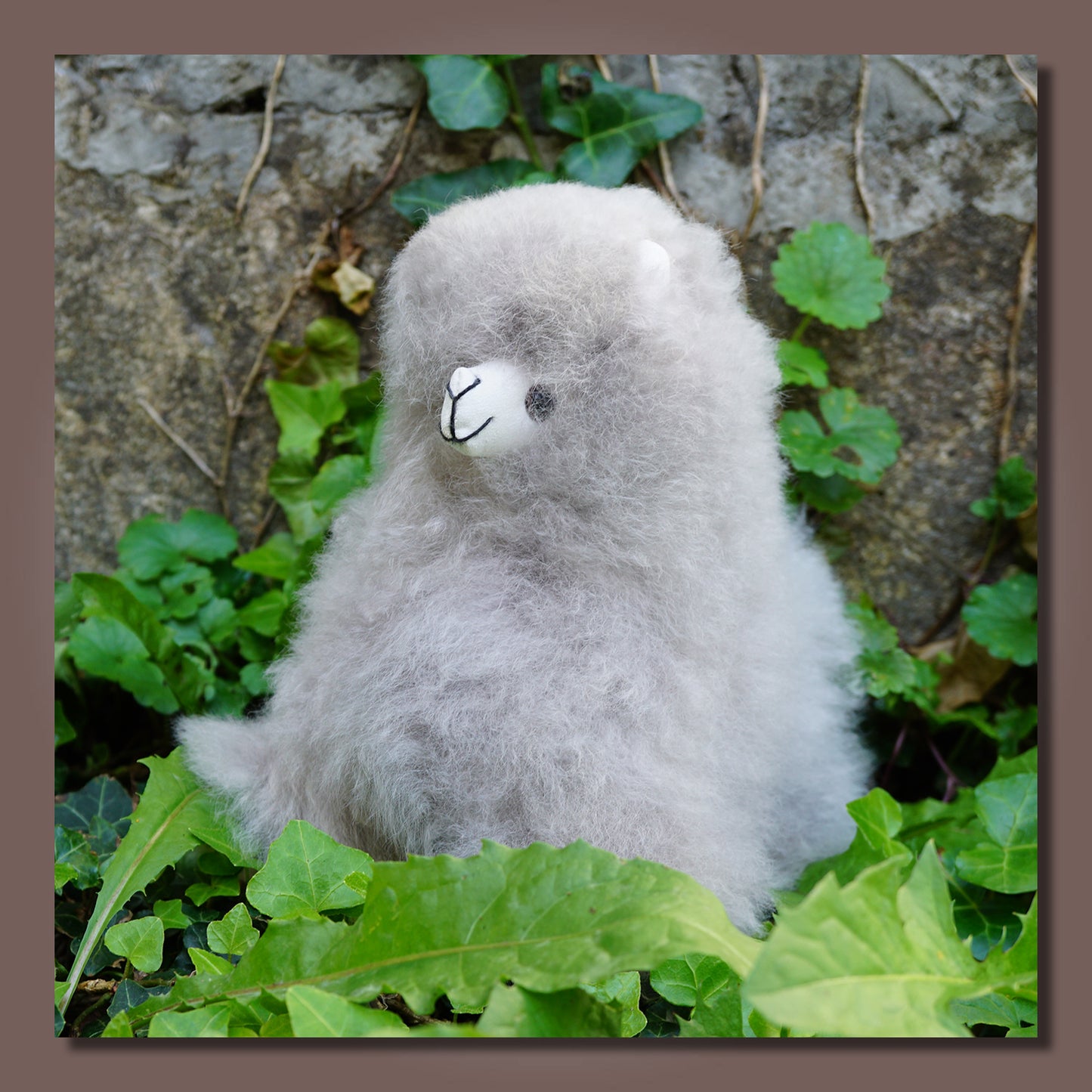 Plüschalpaka 'Champion' stehend