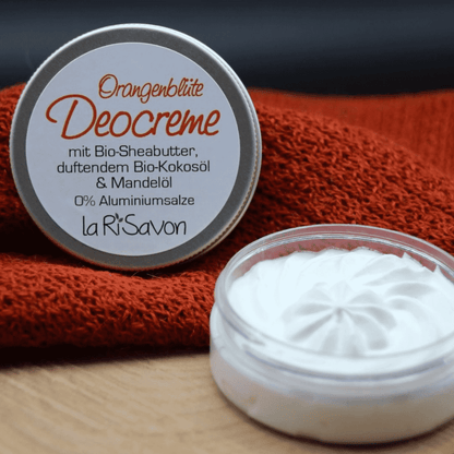 Deodorant cream with organic shea butter, fragrant organic coconut oil &amp; almond oil, 0% aluminum