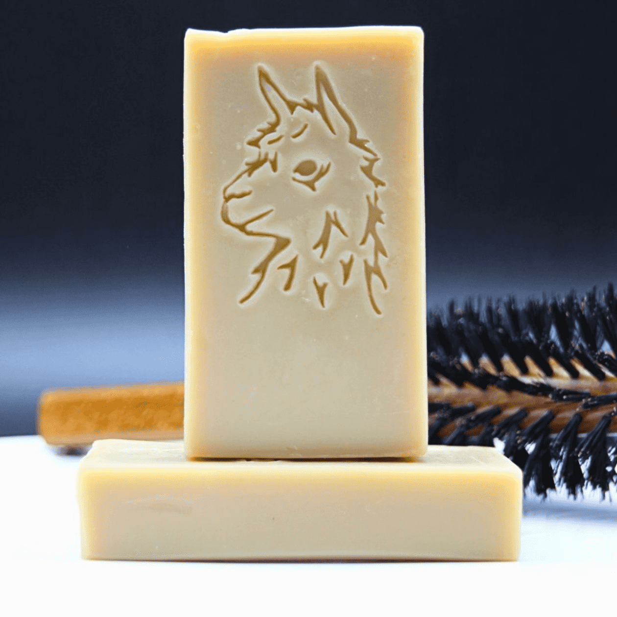 Handgesiedete Haarseife mit Alpaka-Keratin 2-9%